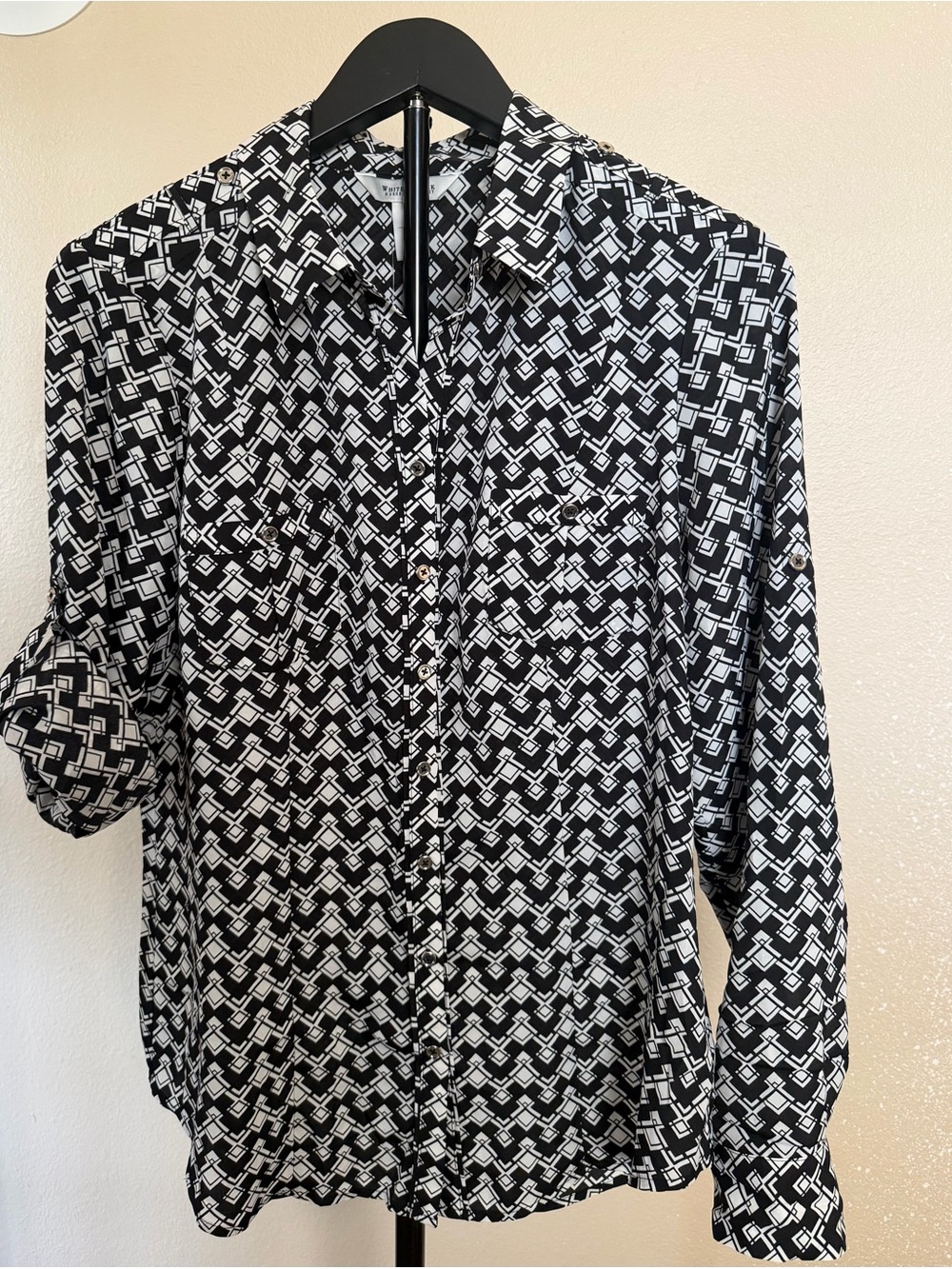 NWT Womens | White House Black Market | Black & White Geometric Blouse | Size 12